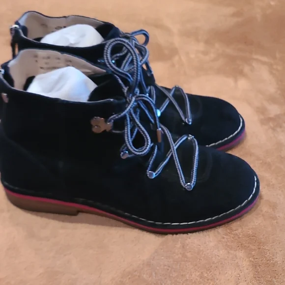 Hush Puppies Black Lace Up Boots - Picture 4 of 7